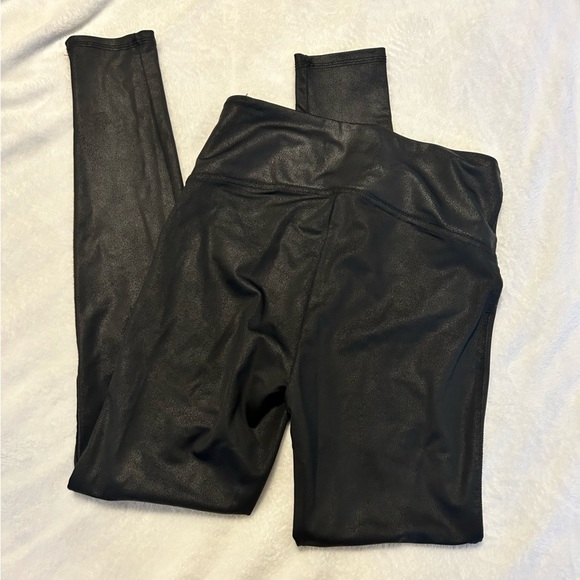 4/$10 Seven7 shimmery leggings - Picture 4 of 6